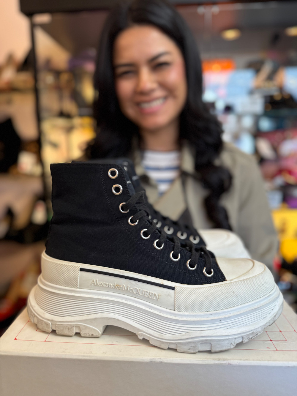 ALEXANDER MCQUEEN - Size 38.5