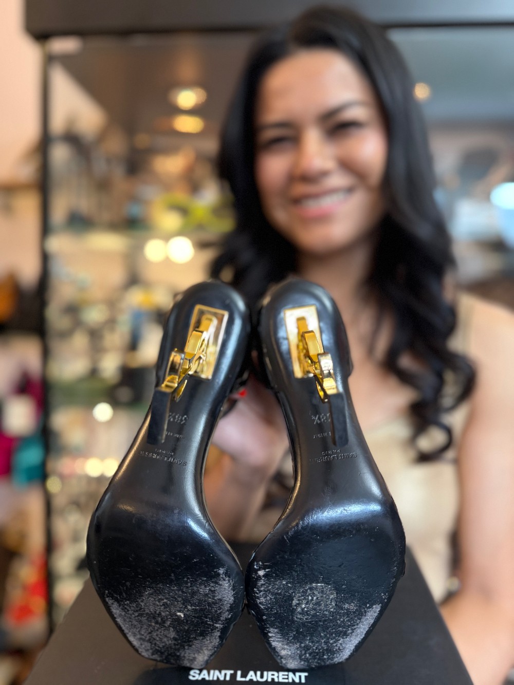 YVES SAINT LAURENT - Size 38.5