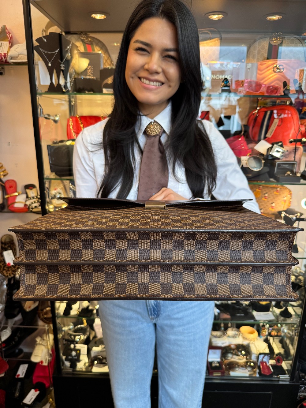 LOUIS VUITTON