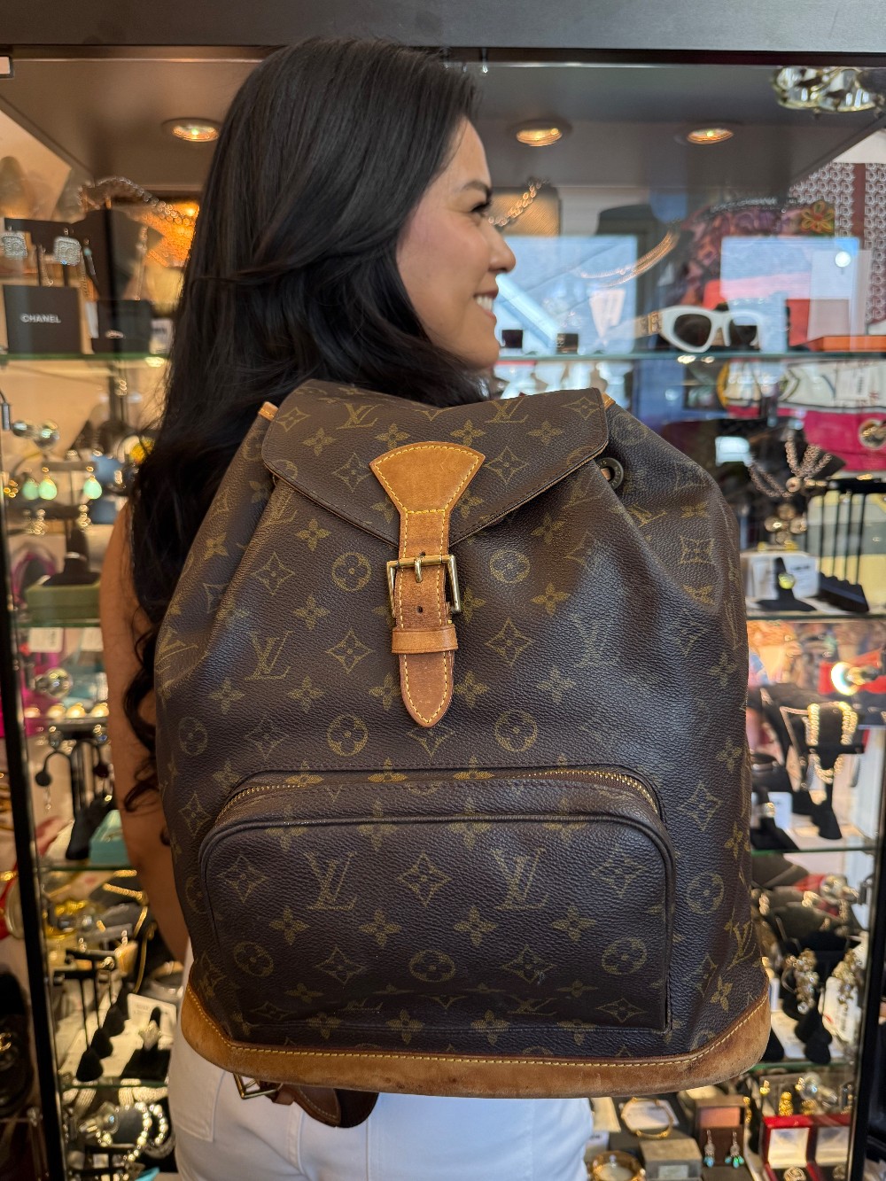LOUIS VUITTON