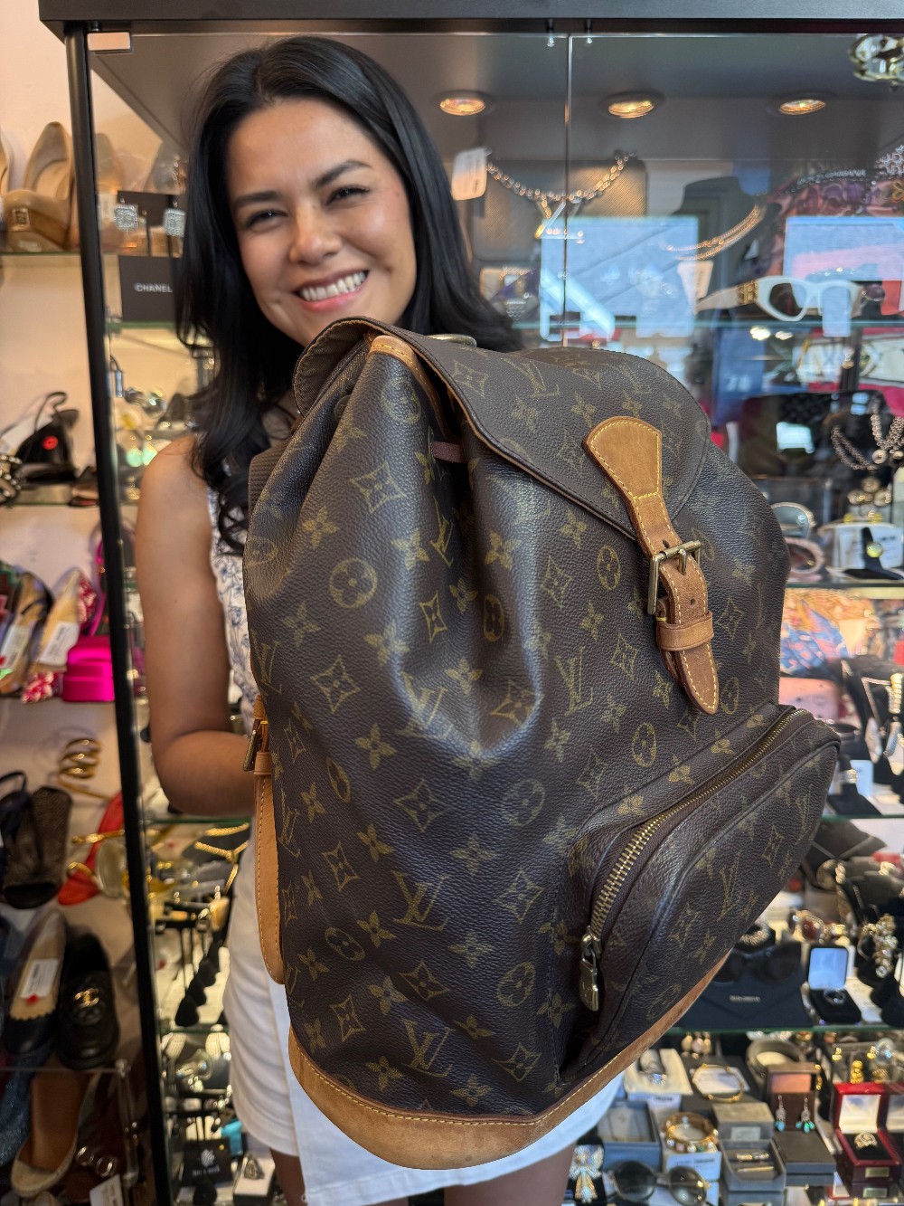 LOUIS VUITTON