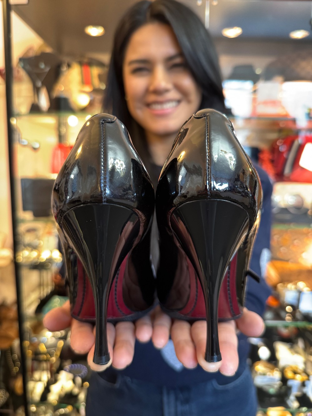 LOUIS VUITTON - Size 35.5
