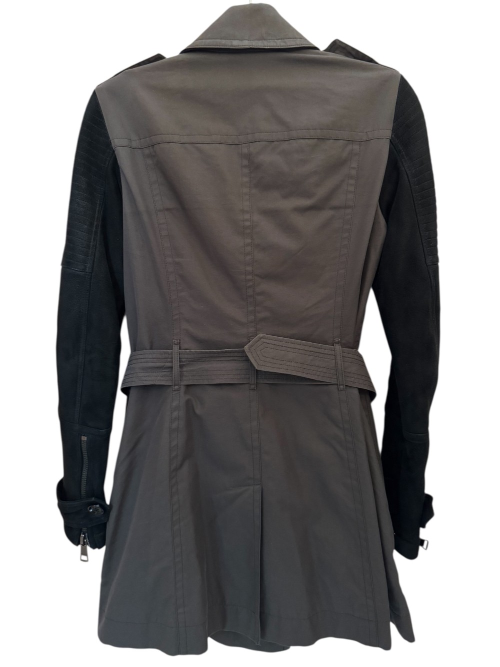 BURBERRY BRIT - Size 4