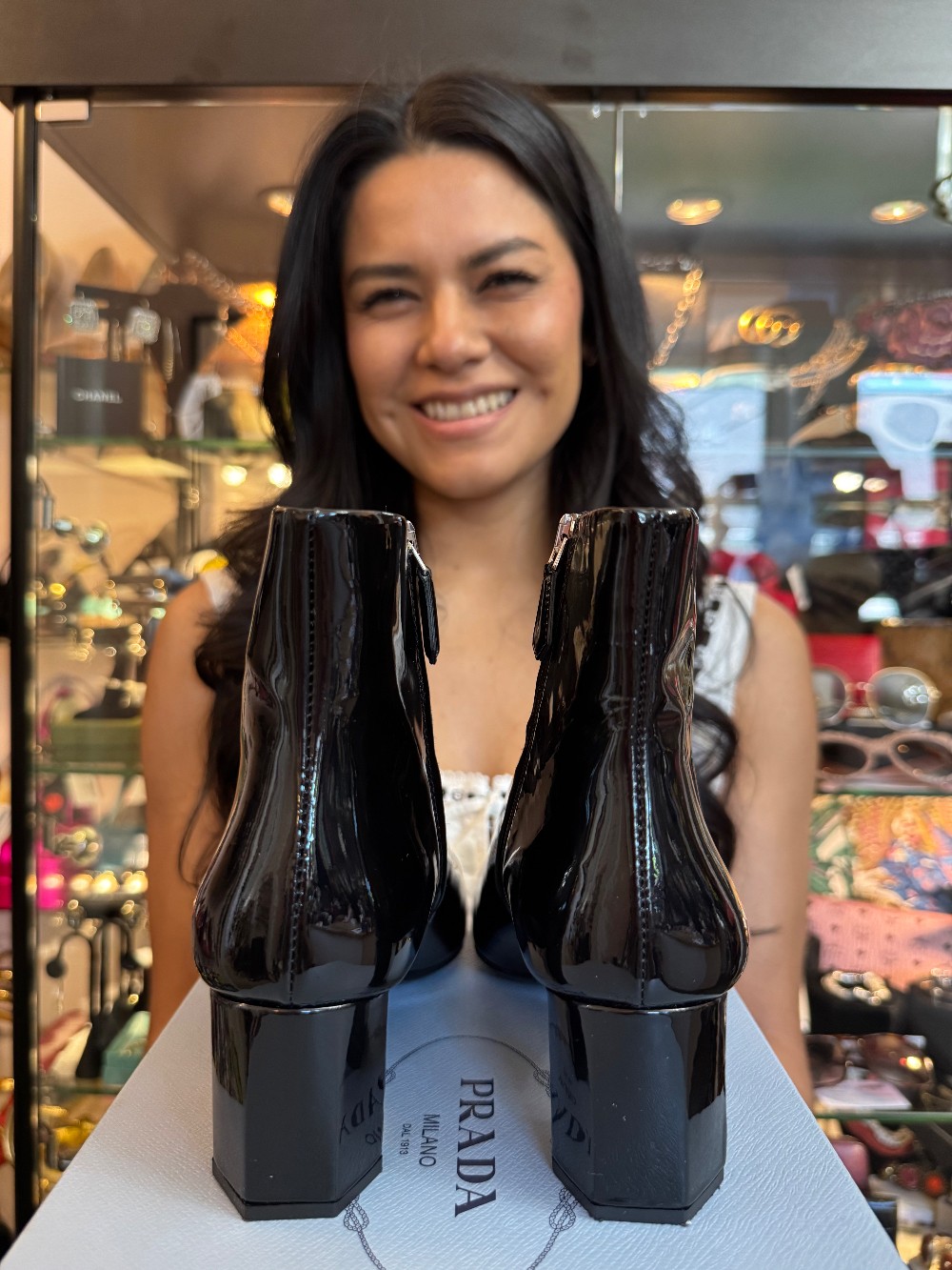 PRADA - Size 37