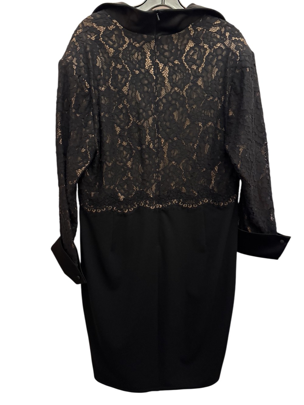 TADASHI SHOJI TOO - Size 18Q