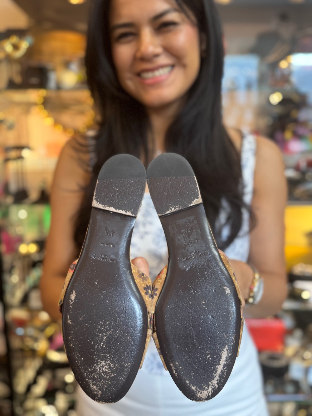YVES SAINT LAURENT - Size 37.5