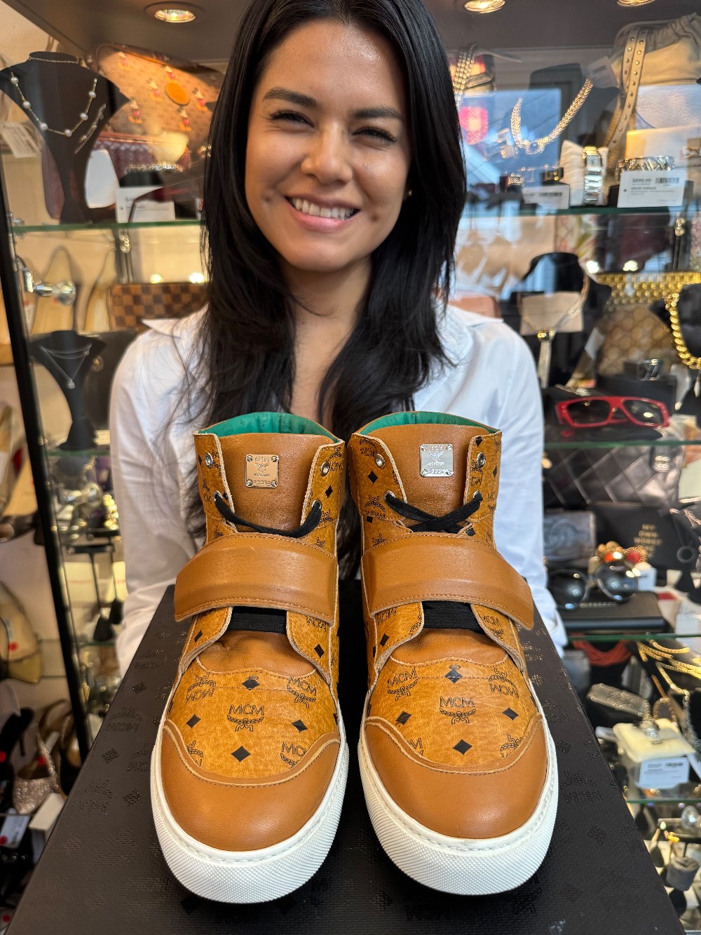 MCM - Size 42 - MENS 9 / LADIES APPROXIMATE 10.5