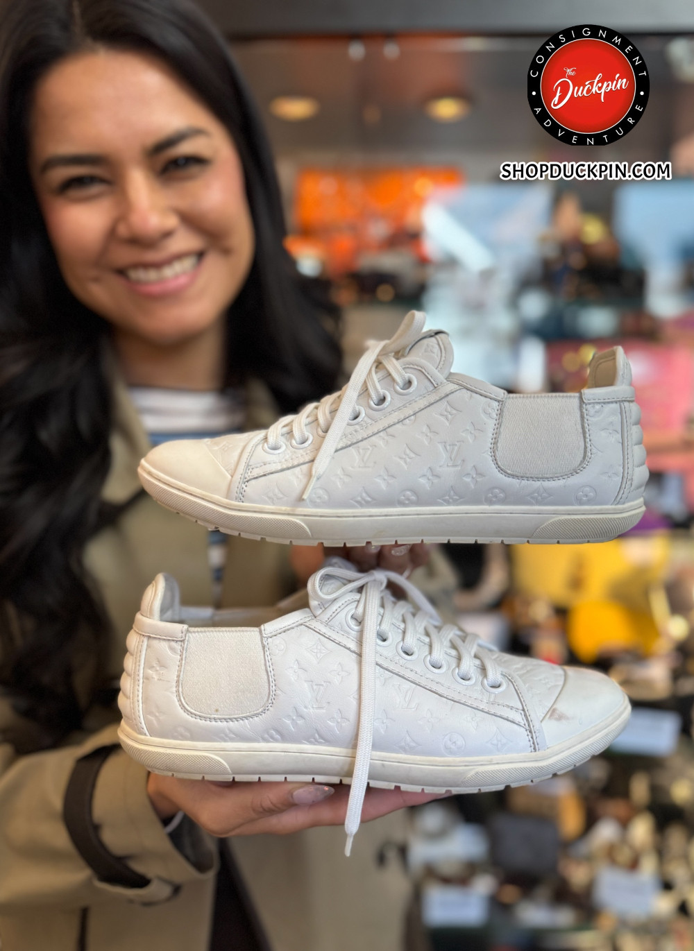 LOUIS VUITTON - Size 37