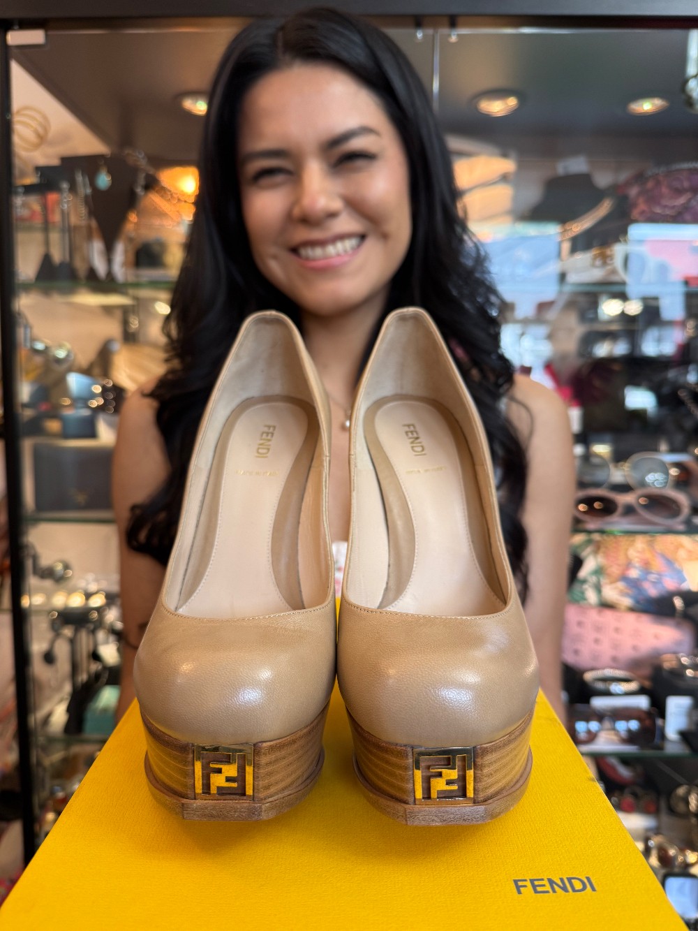 FENDI - Size 39.5