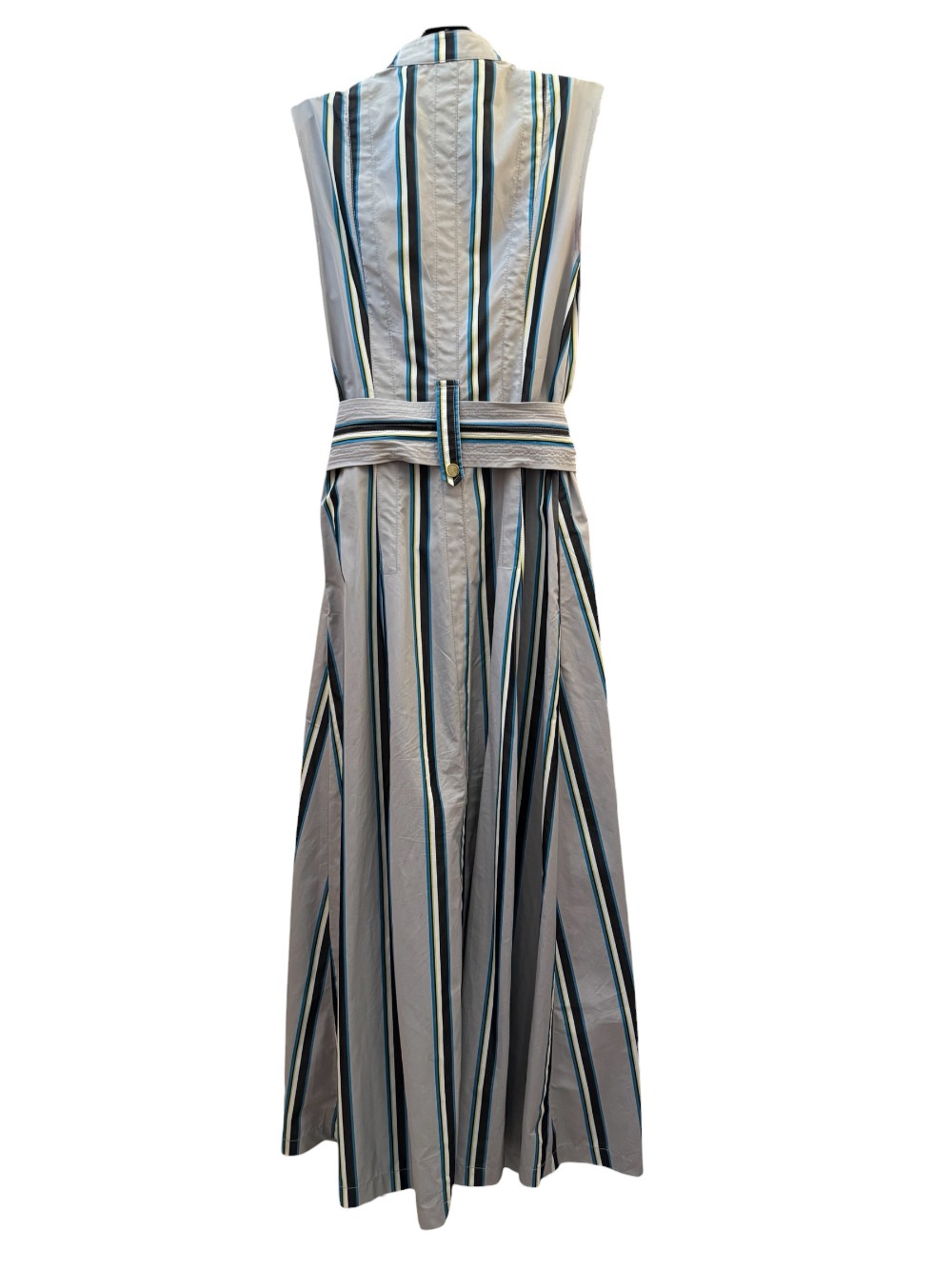DIANE VON FURSTENBERG - Size 4