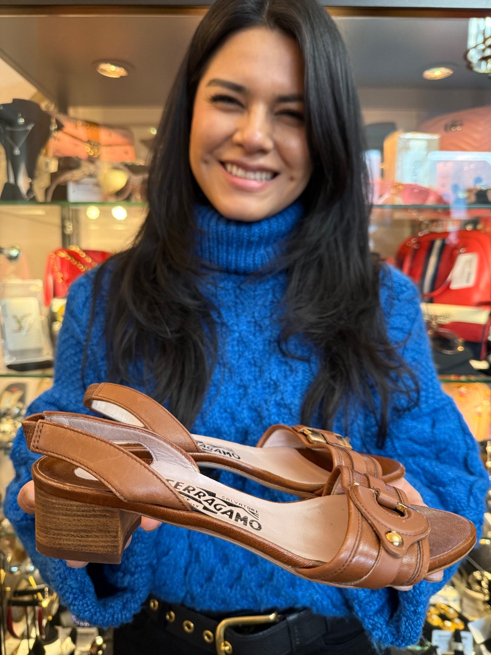 SALVATORE FERRAGAMO - Size 5.5