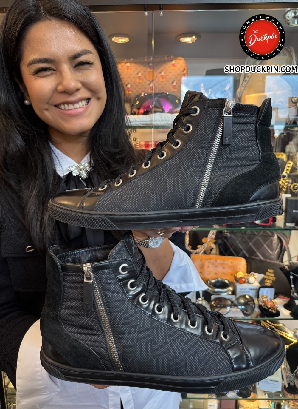 LOUIS VUITTON - Men's Size 9