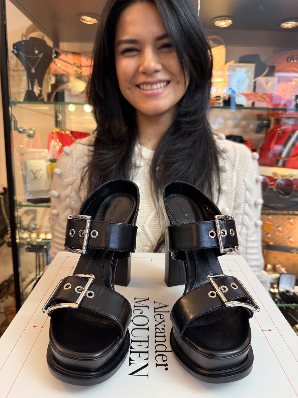 ALEXANDER MCQUEEN - Size 37