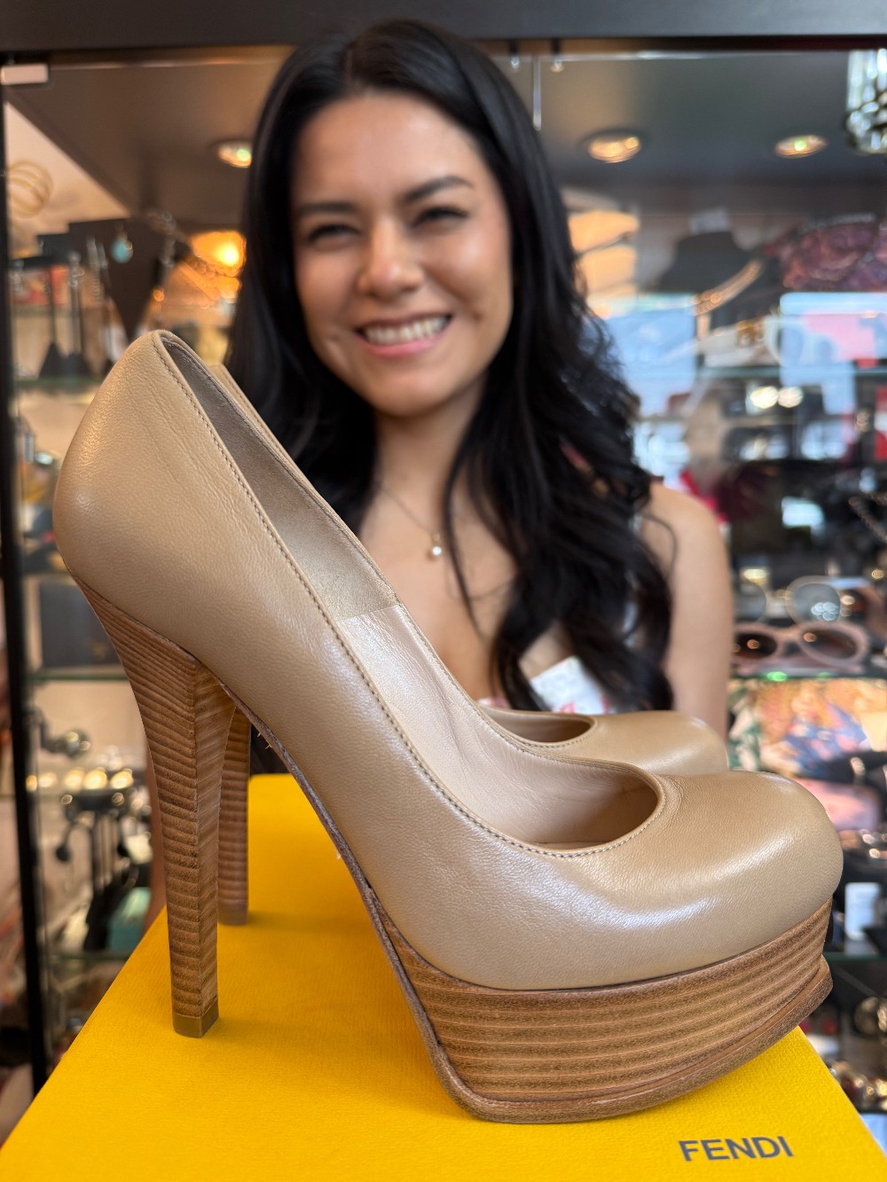 FENDI - Size 39.5