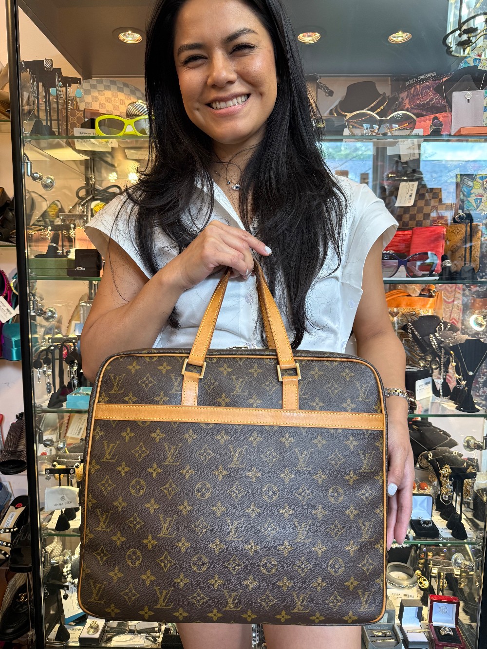 LOUIS VUITTON