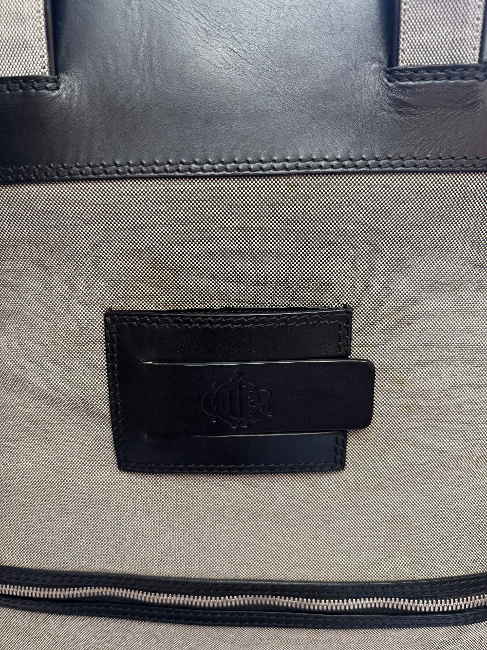CHRISTIAN DIOR