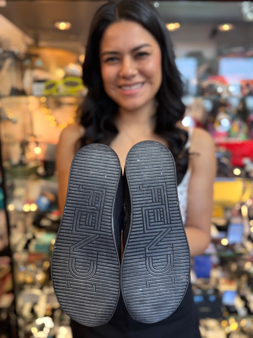FENDI - Size 7.5