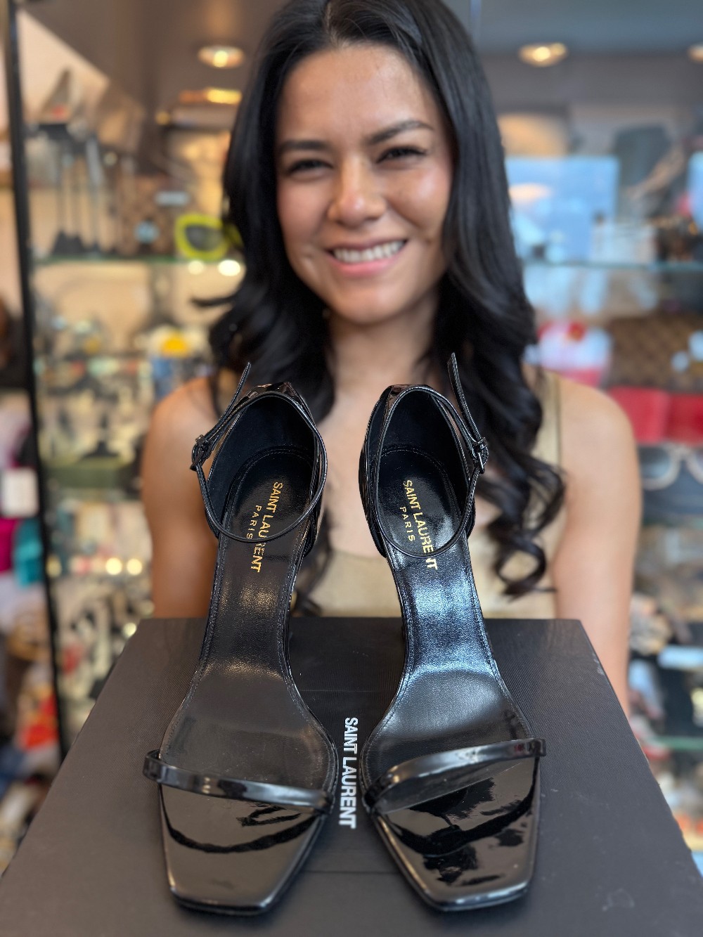 YVES SAINT LAURENT - Size 38.5
