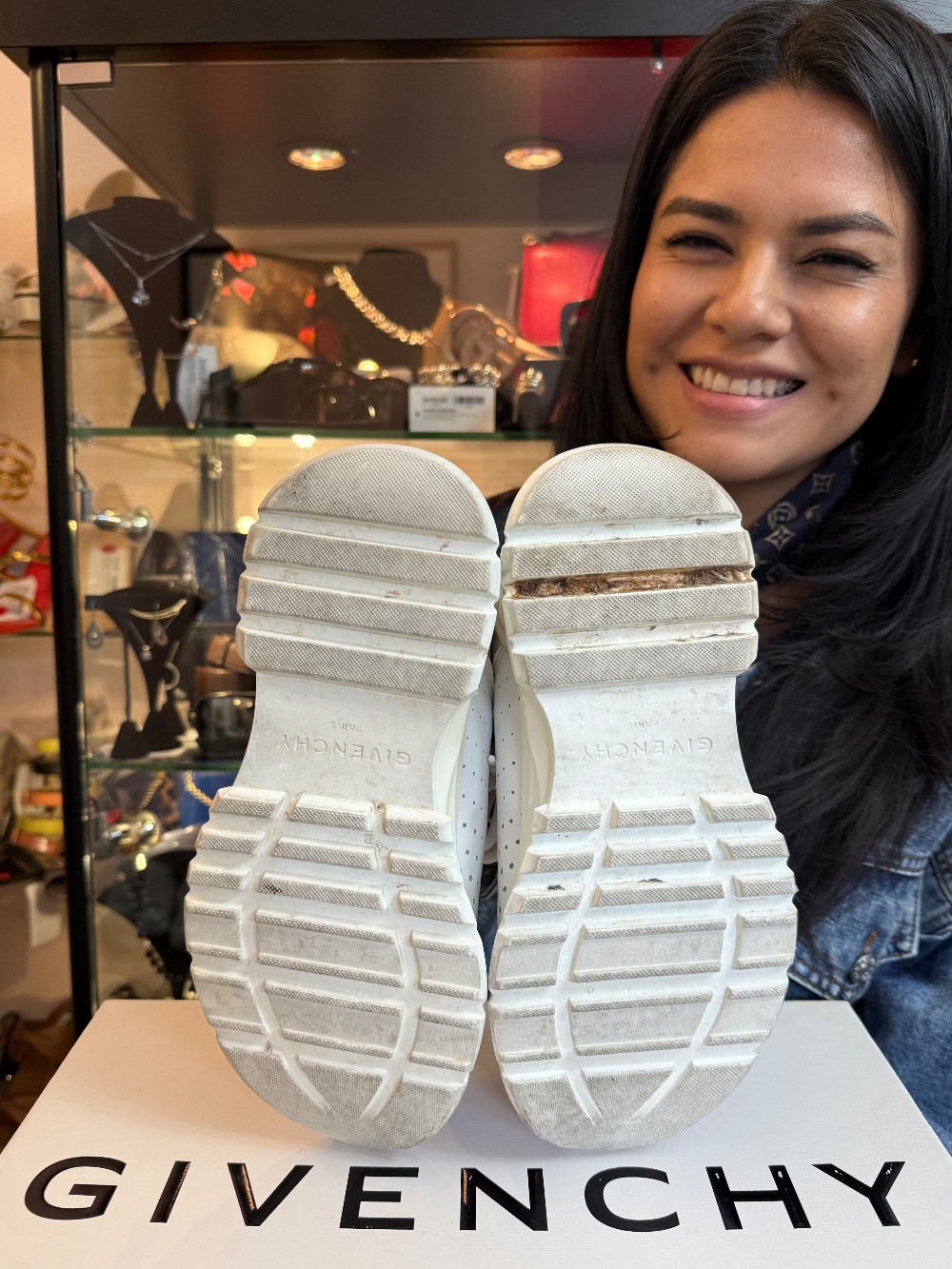 GIVENCHY - Size 36.5