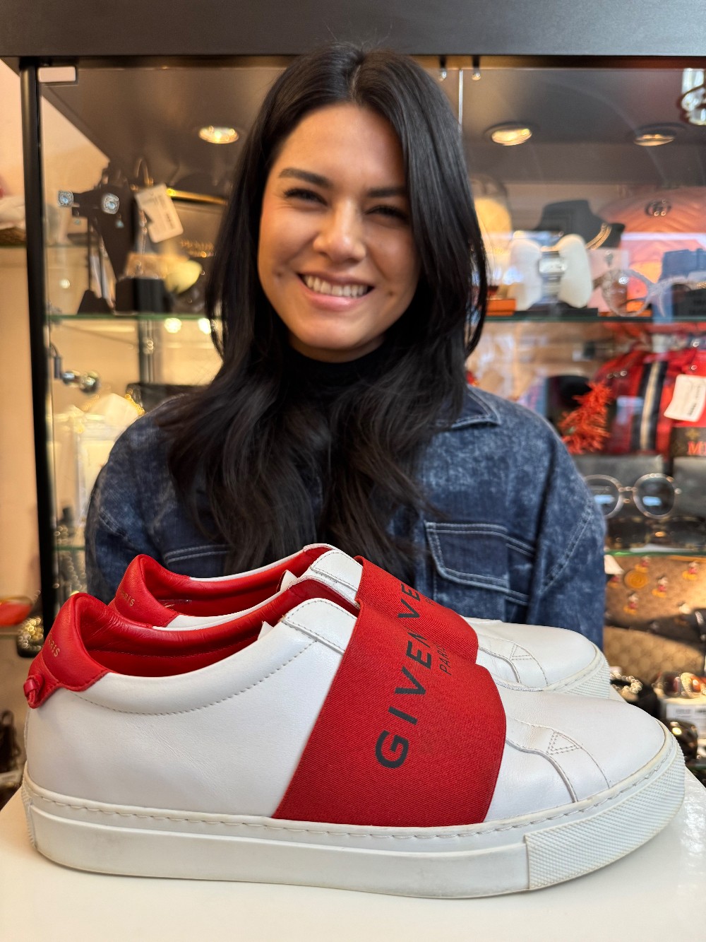 GIVENCHY - Size 40