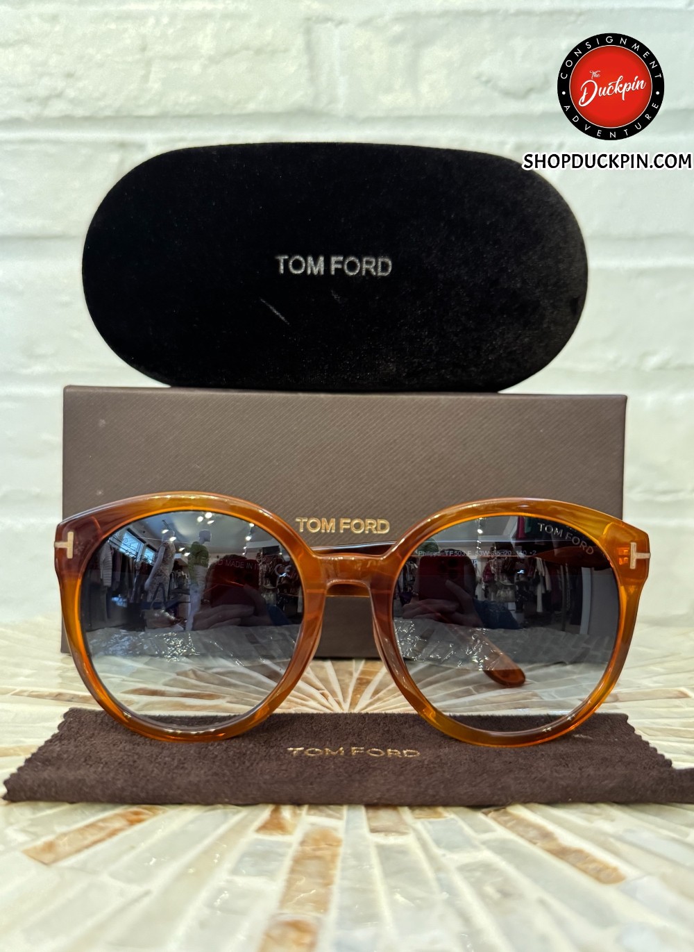 TOM FORD