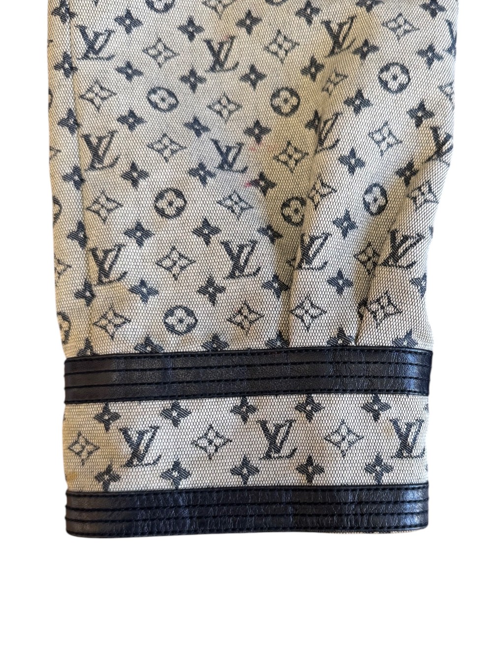 LOUIS VUITTON - Size 40