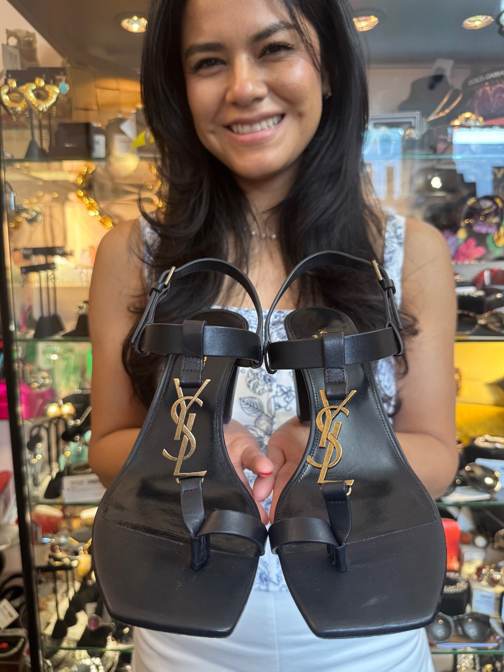 YVES SAINT LAURENT - Size 38