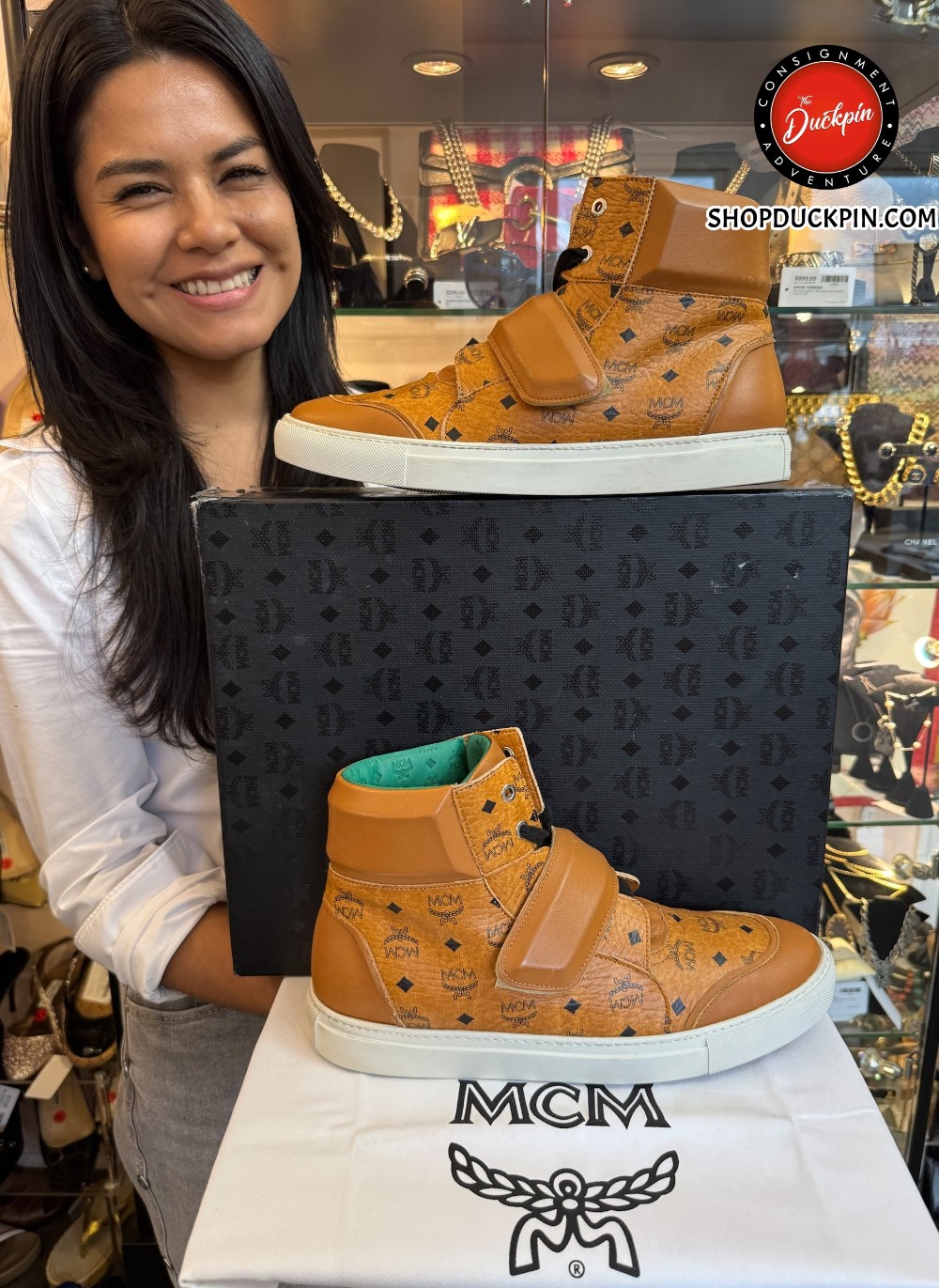 MCM - Size 42 - MENS 9 / LADIES APPROXIMATE 10.5