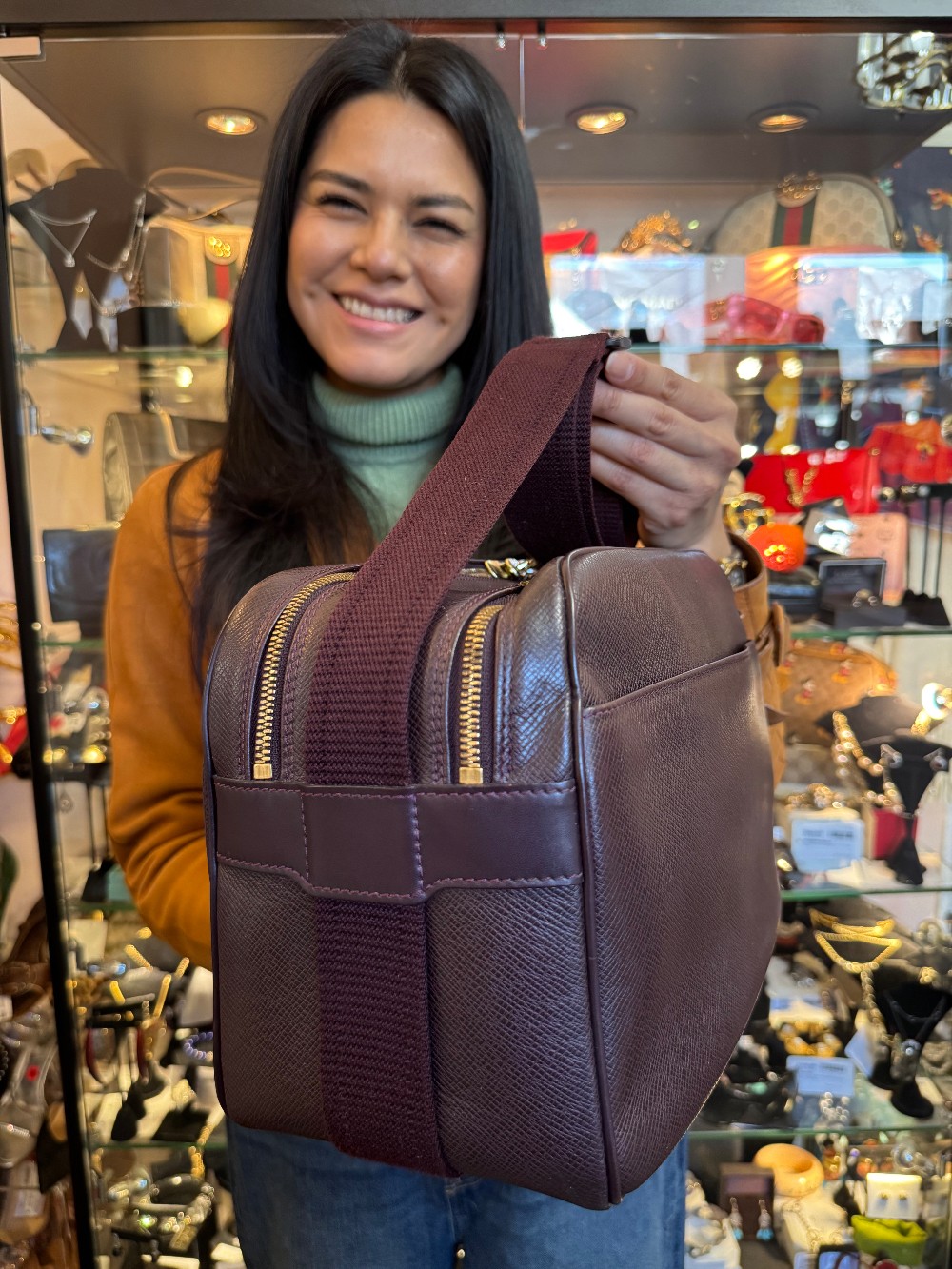 LOUIS VUITTON