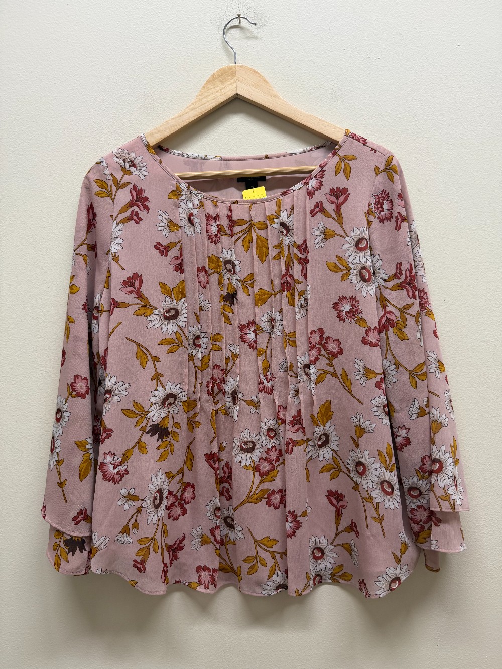 Anne Taylor 3/4 sleeve floral blouse