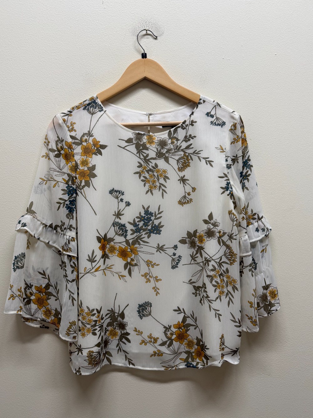 Banana Republic 3/4 sleeve blouse