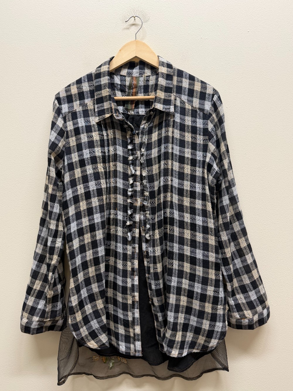 Aratta long sleeve button down top