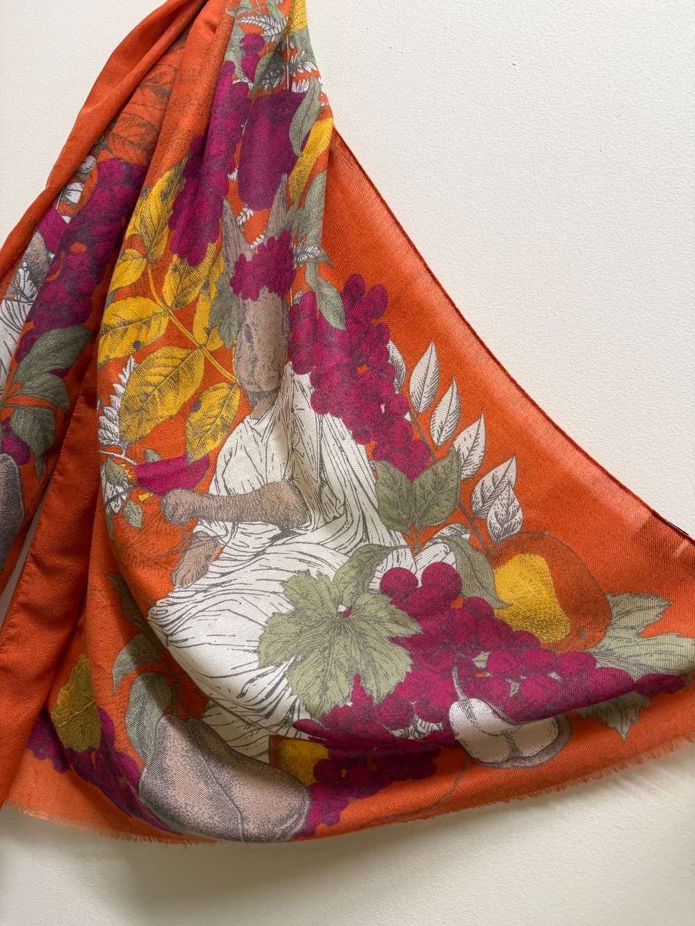 Powder rectangular scarf