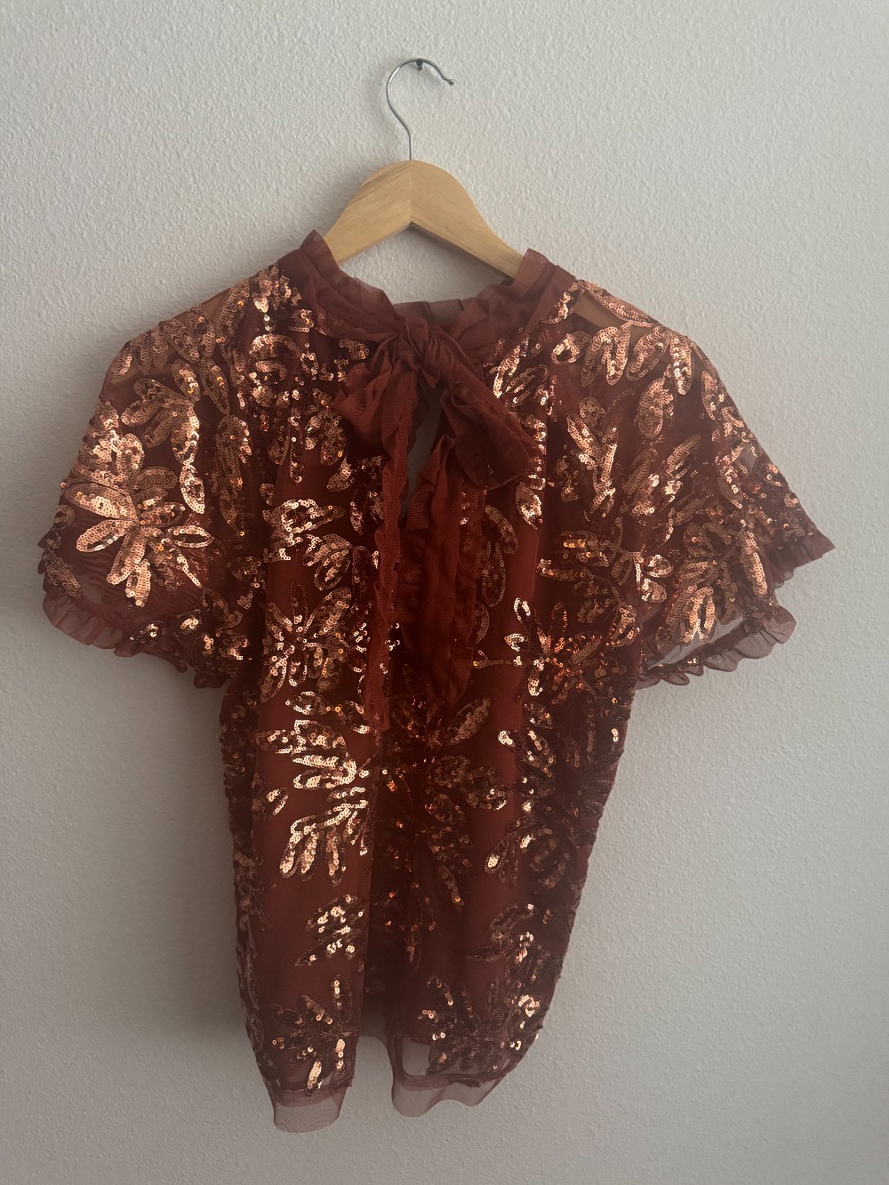 Anthropologie short sleeve blouse with neck tie