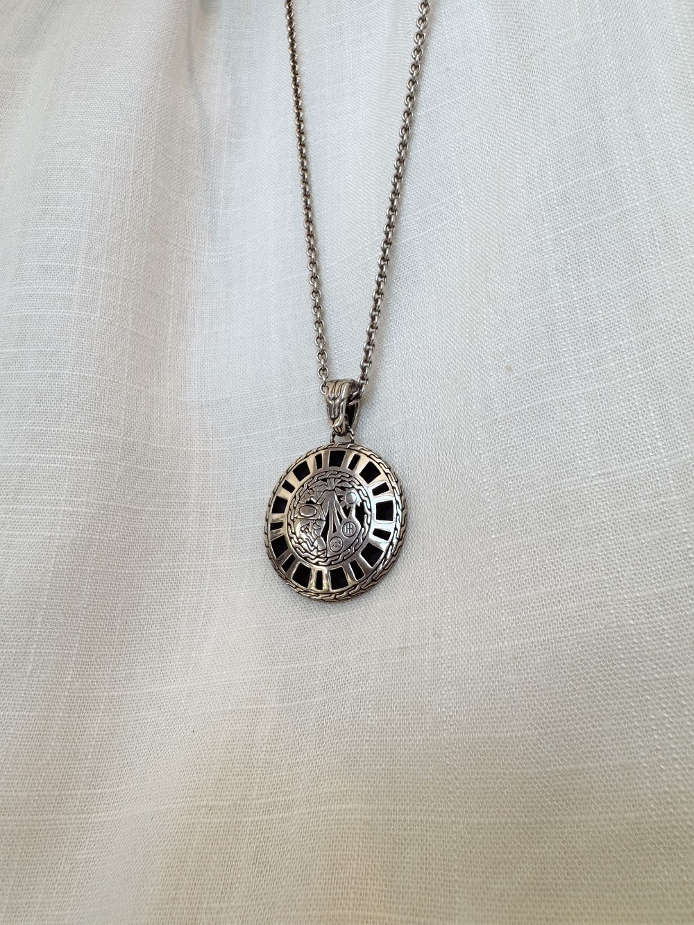 John Hardy 925 volcano dot pendant neclace