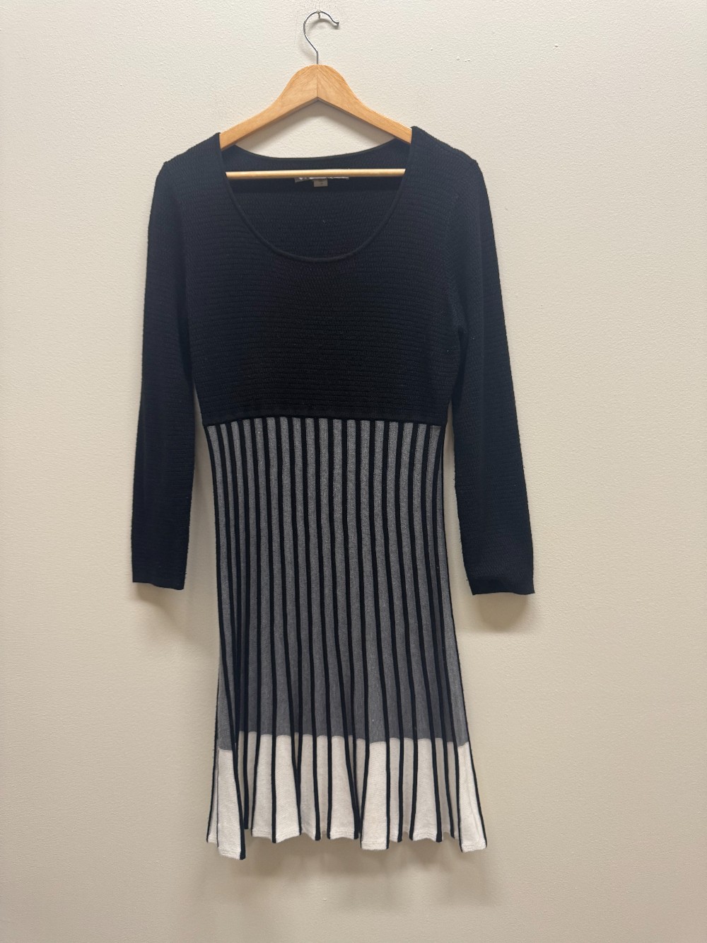 Andrew Marc long sleeve midi dress