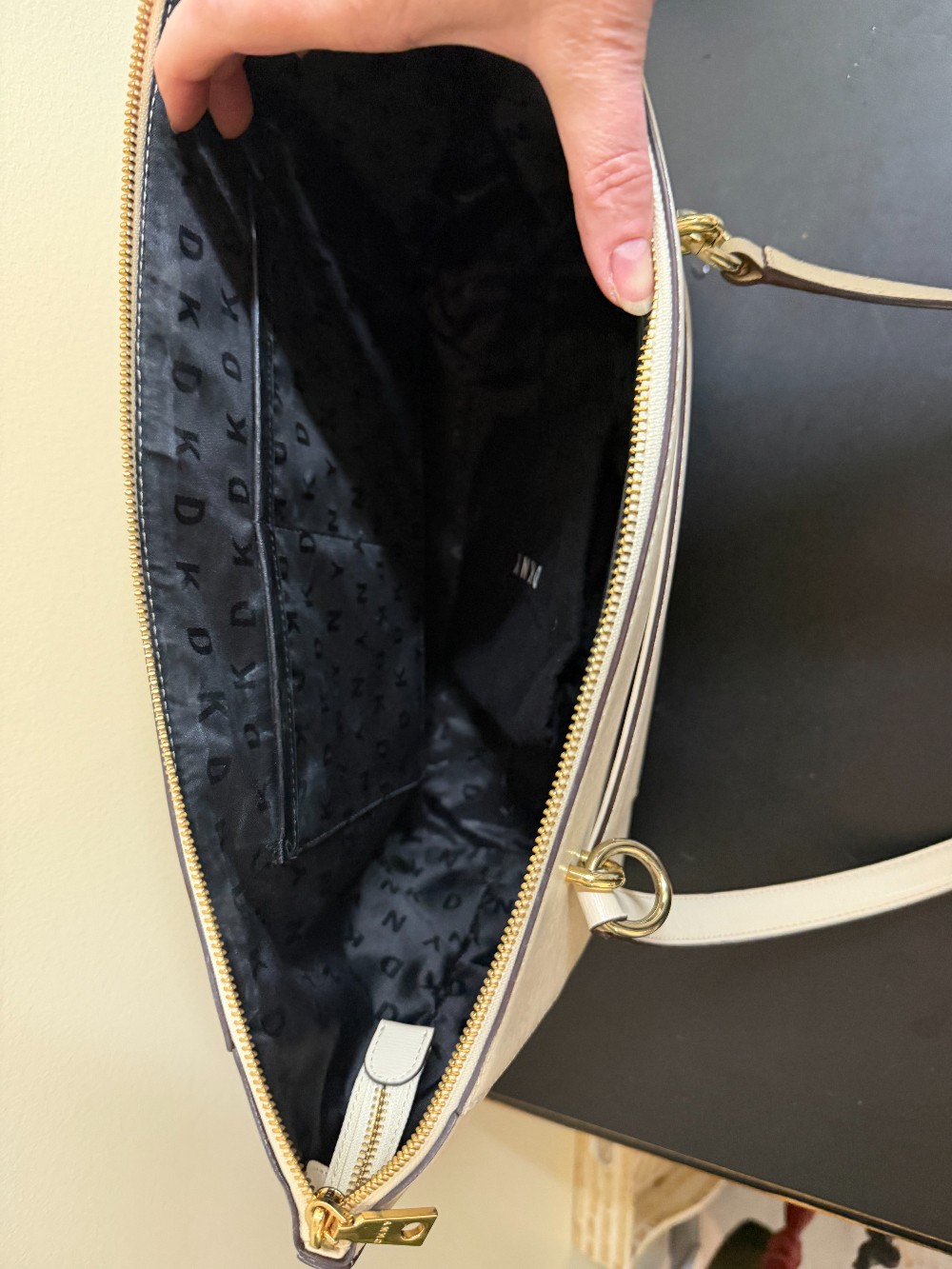 DKNY Sara zip tote