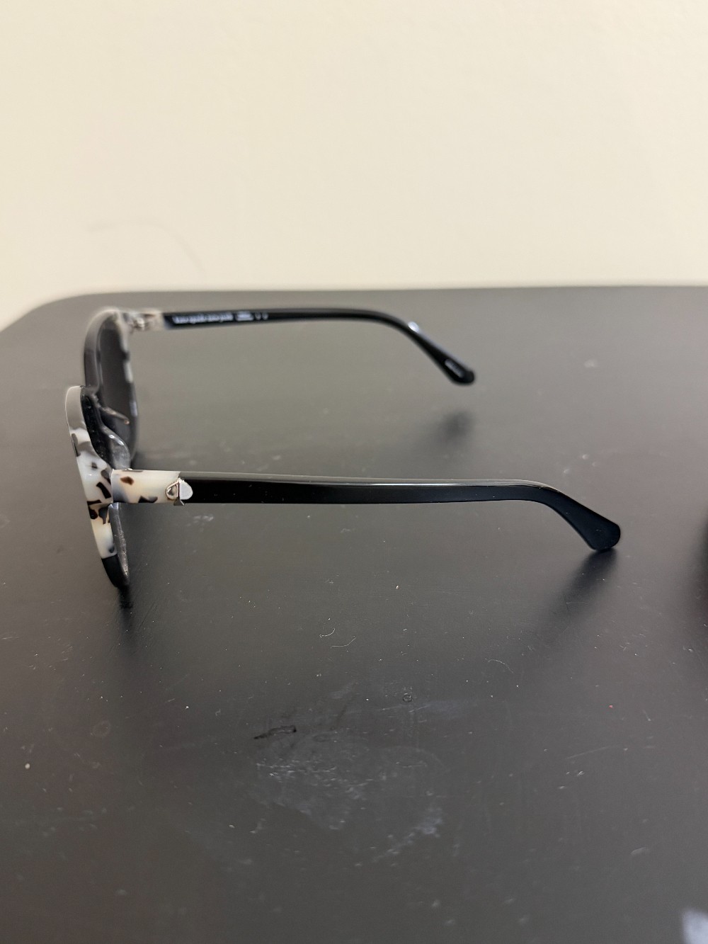 Kate Spade New York Viene cat eye sunnies