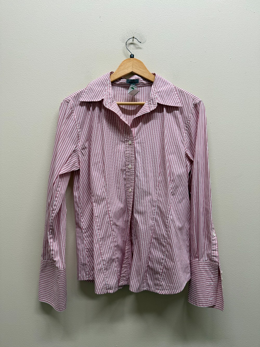 Anne Taylor button down shirt