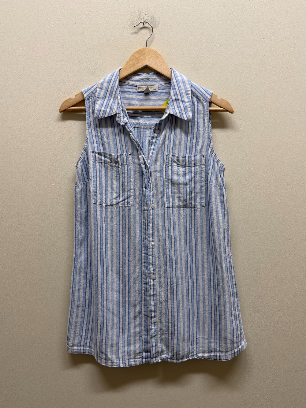 Dana Buchman sleeveless top