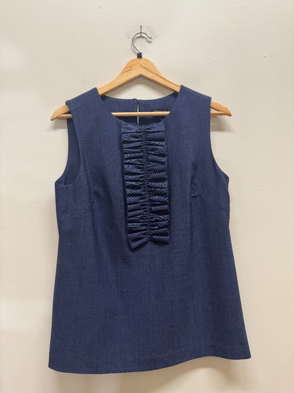 Banana Republic sleeveless top