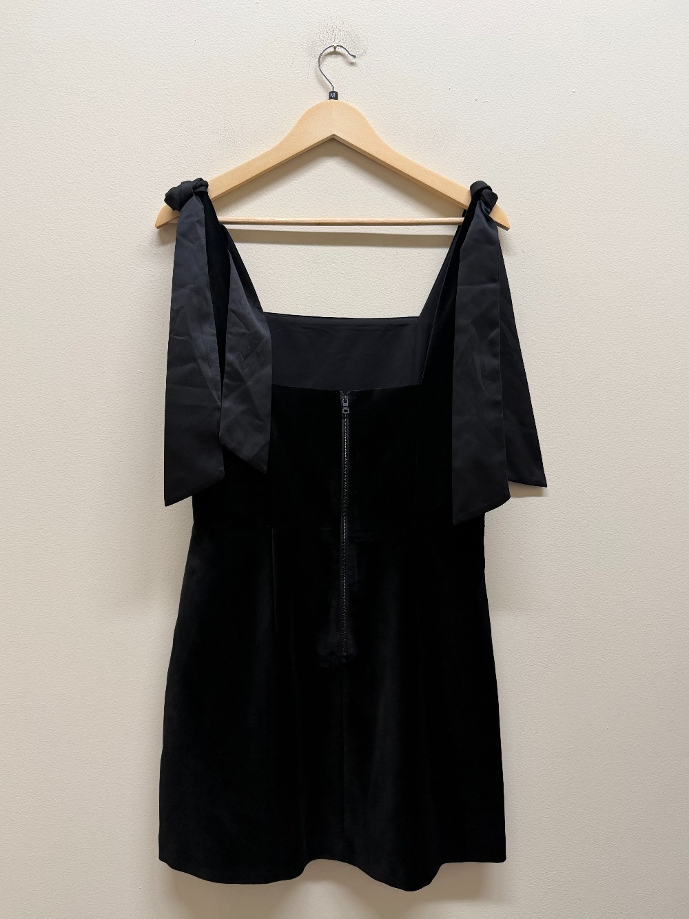 Alice & Olivia tank velvet midi dress