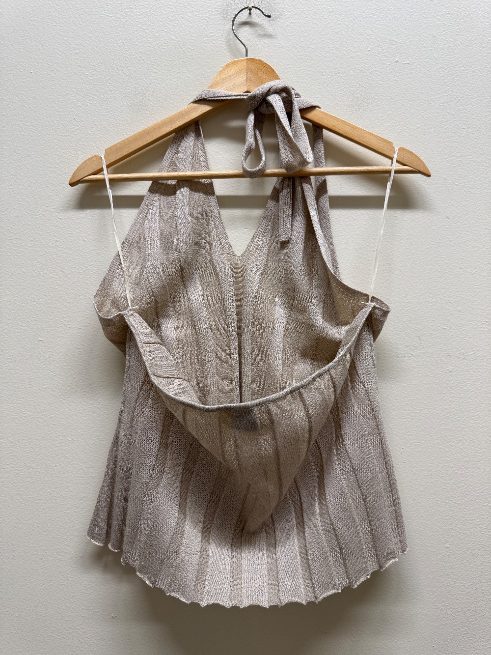 DISSH knit sleeveless knit top