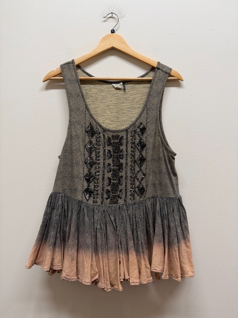 Akemi & Kin sleeveless top