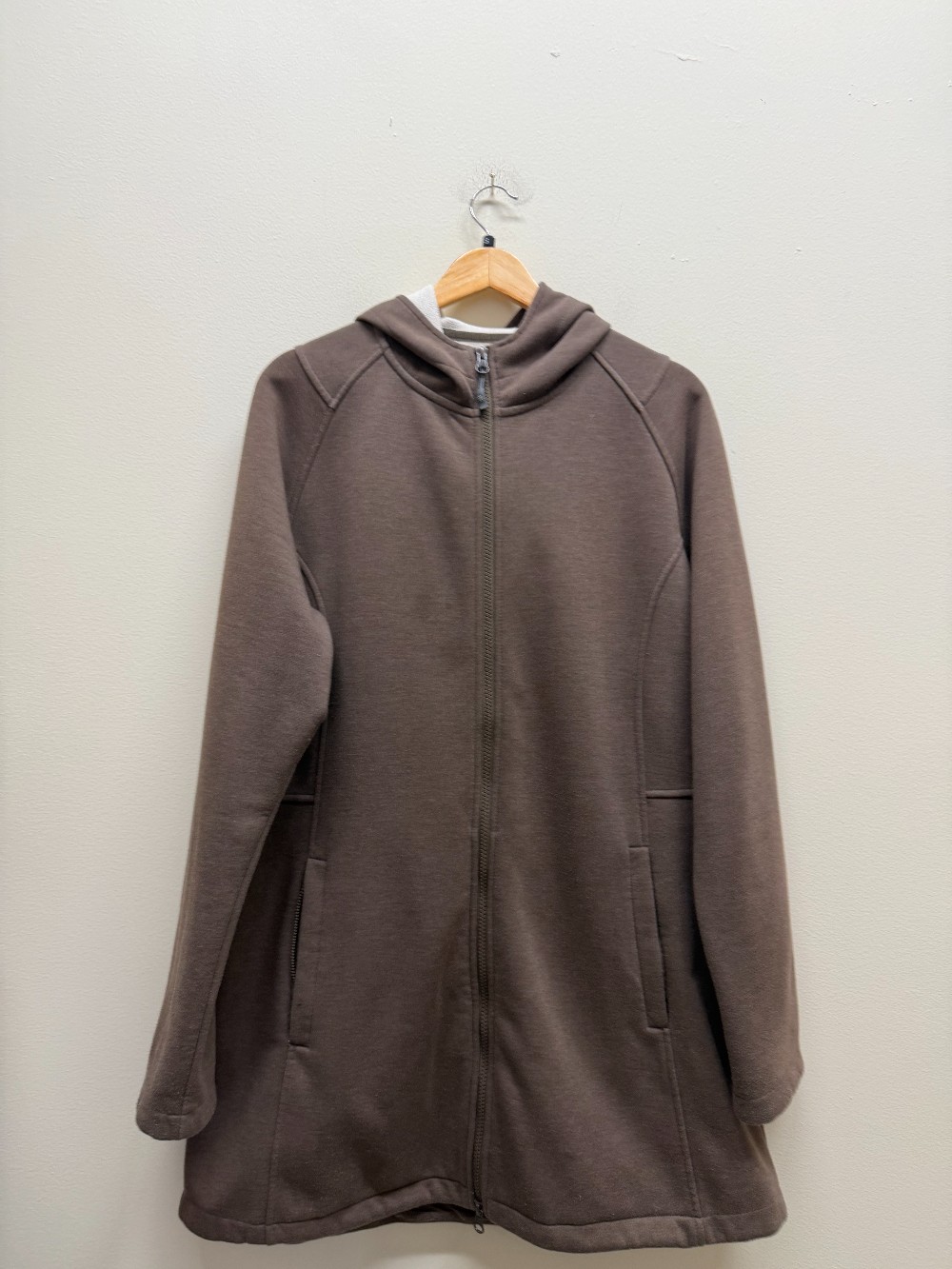Athleta long sleeve zip up sweat shirt