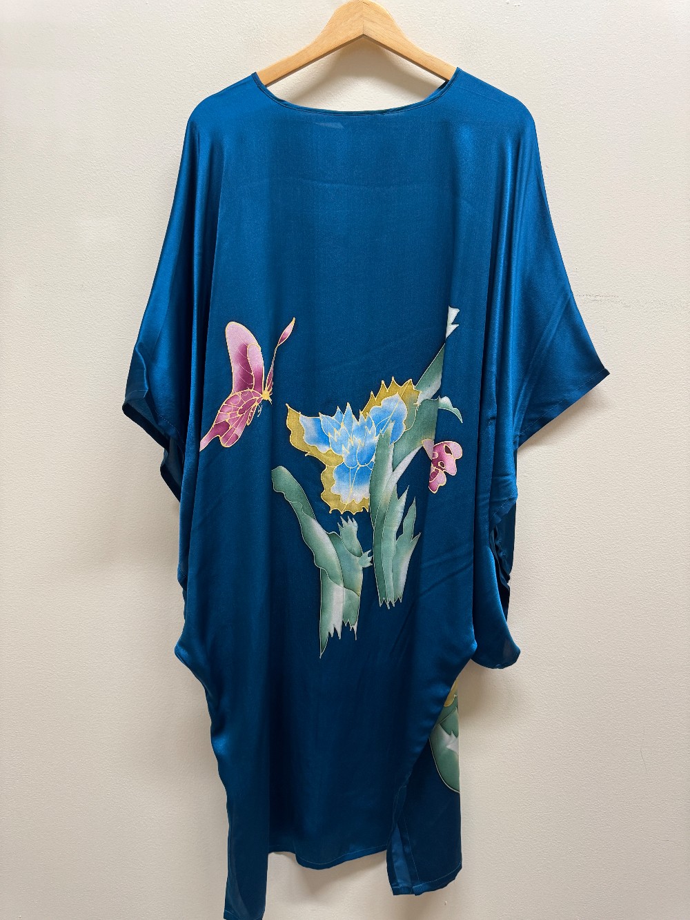 Yijun silk caftan