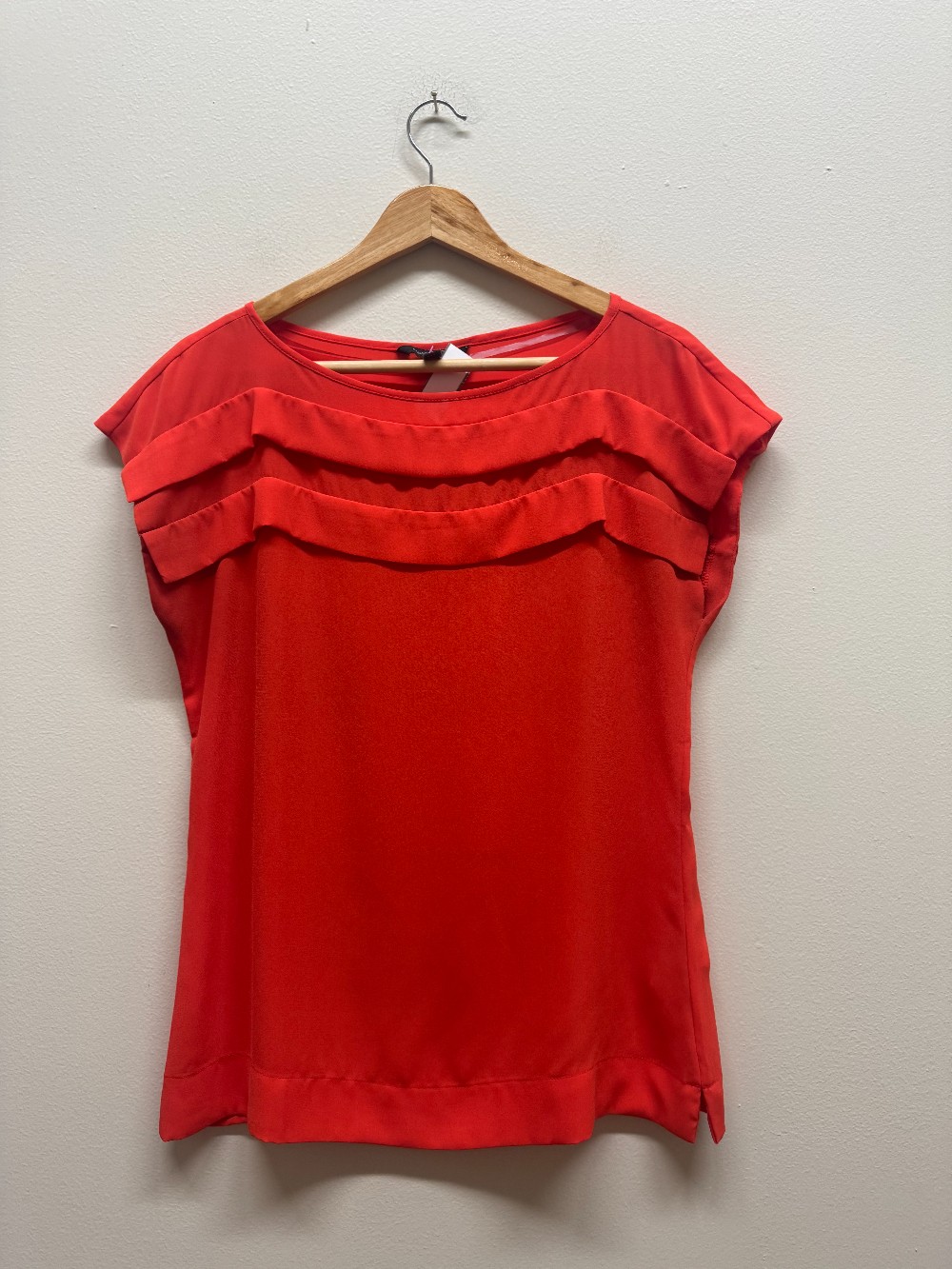 Banana Republic short sleeve blouse