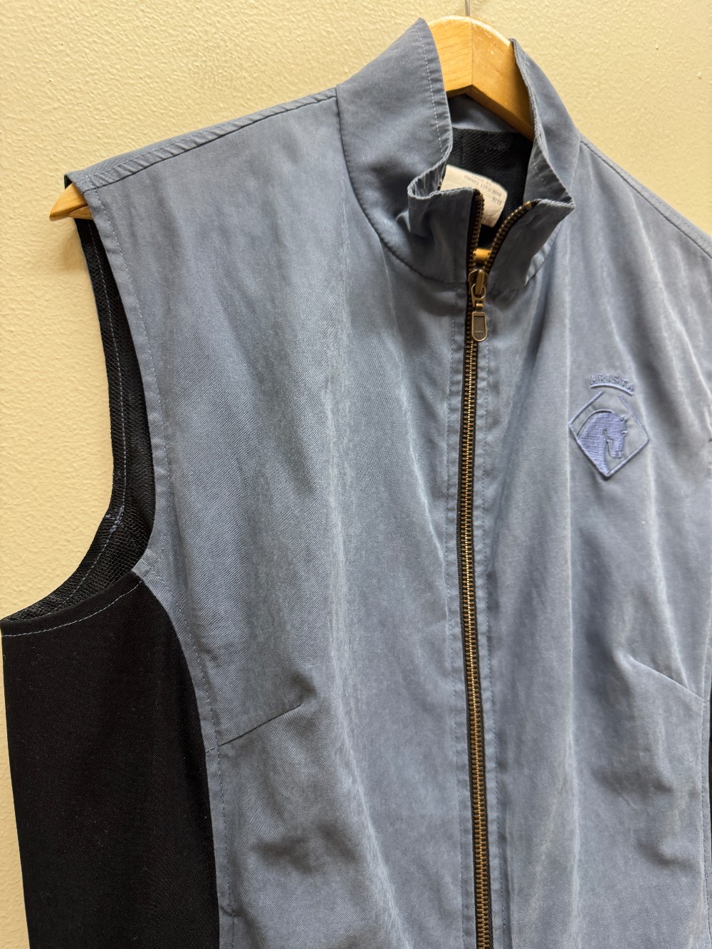 Arista zip vest