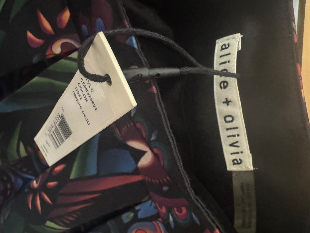 Alice & Olivia mini skirt new with tags