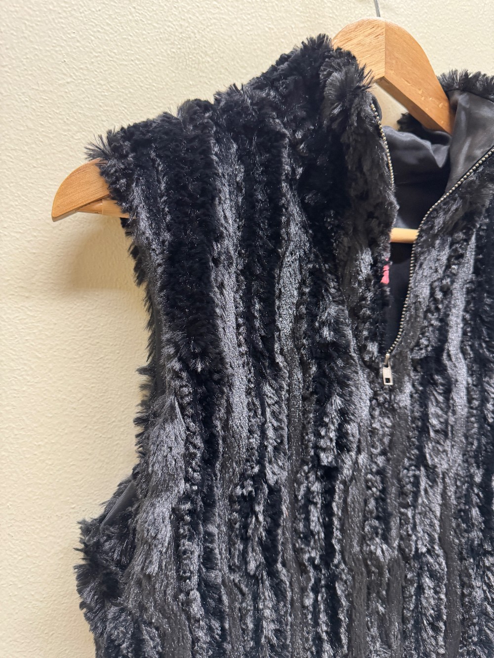 Eight Sixty fuzzy vest